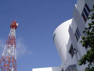 �������B